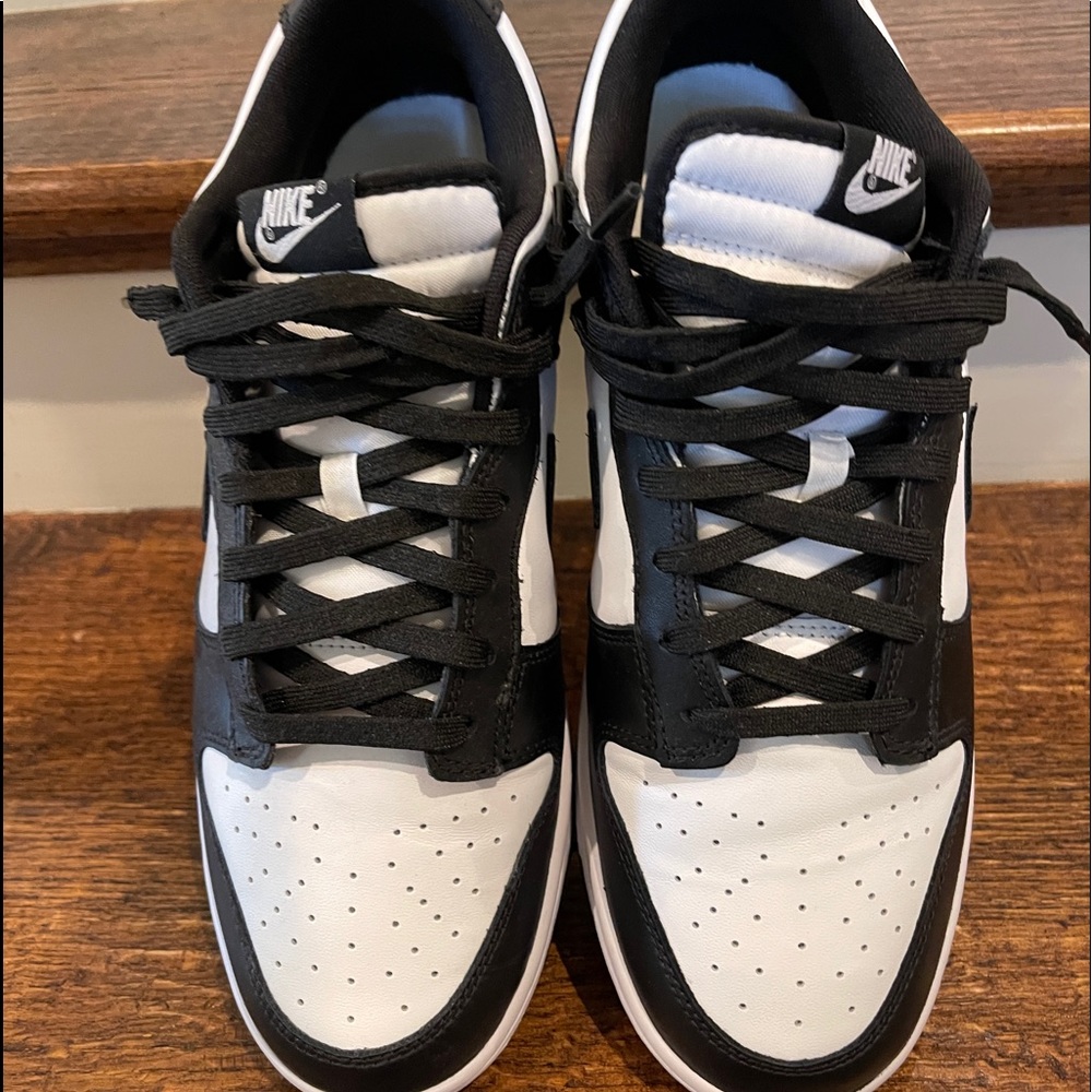 Men’s 11.5 Nike Dunk Low black/white- new condition